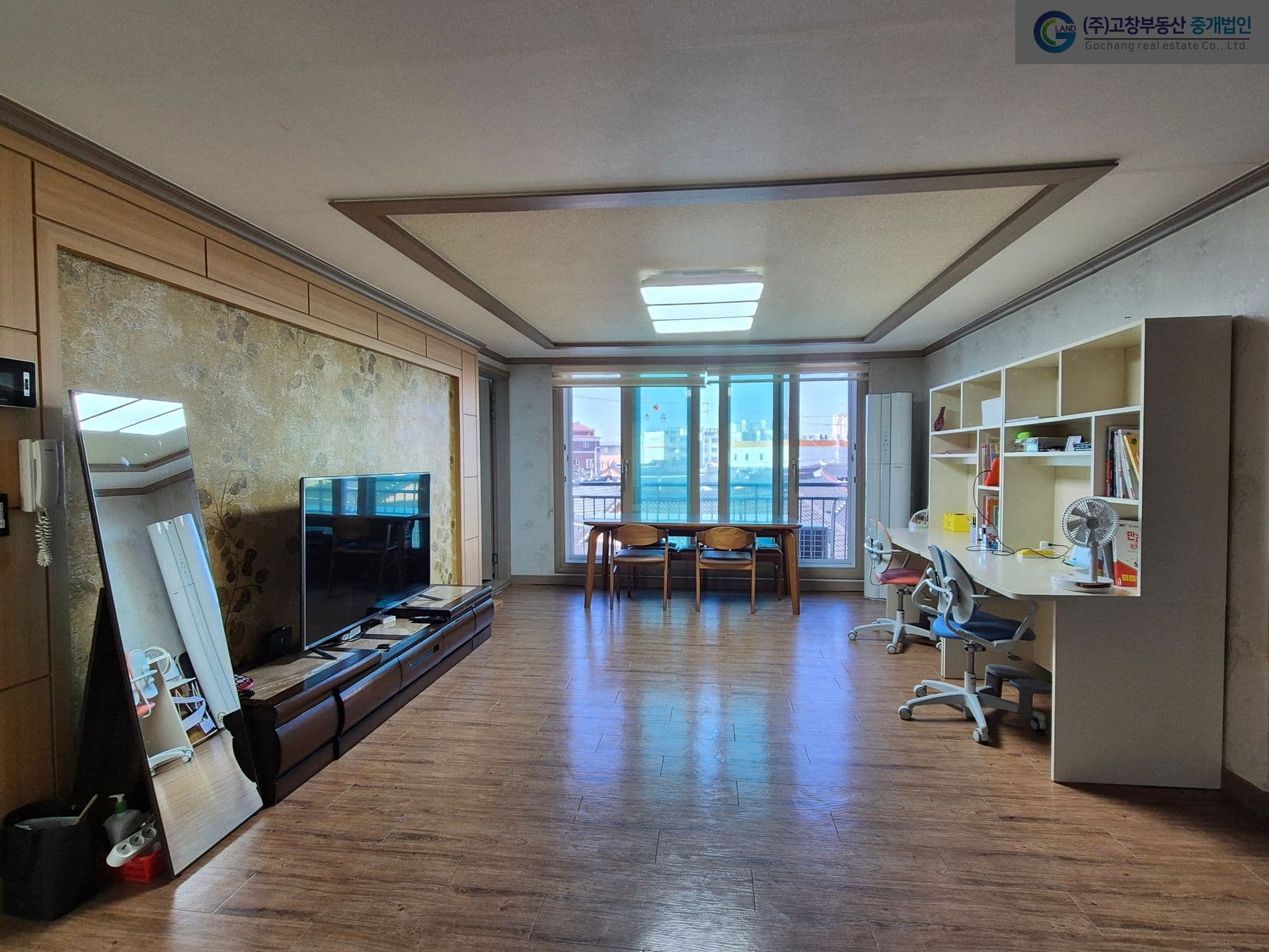 고창군 고창읍 읍내리에 위치한 고급 빌라