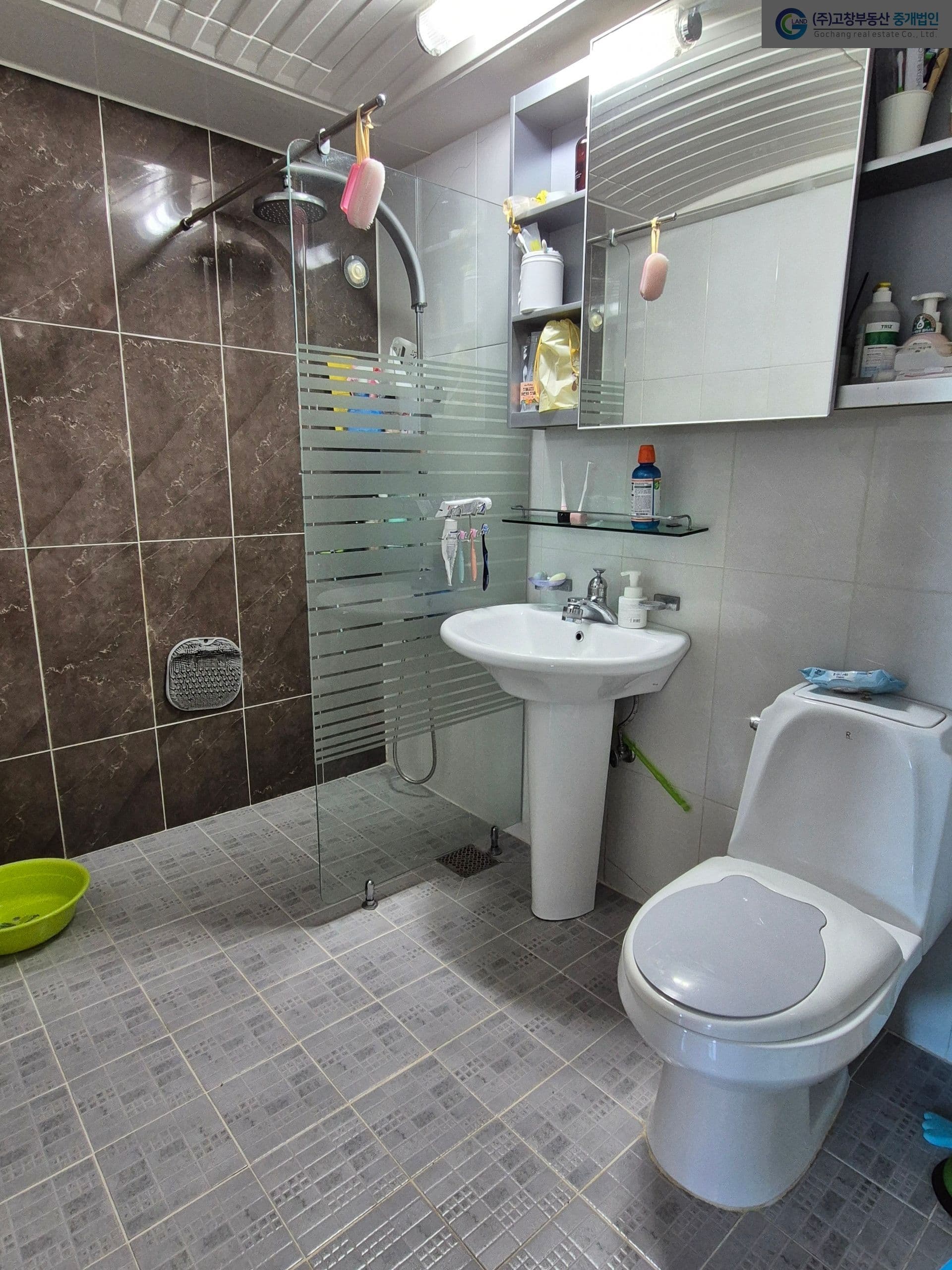 고창군 고창읍 읍내리에 위치한 고급 빌라 4