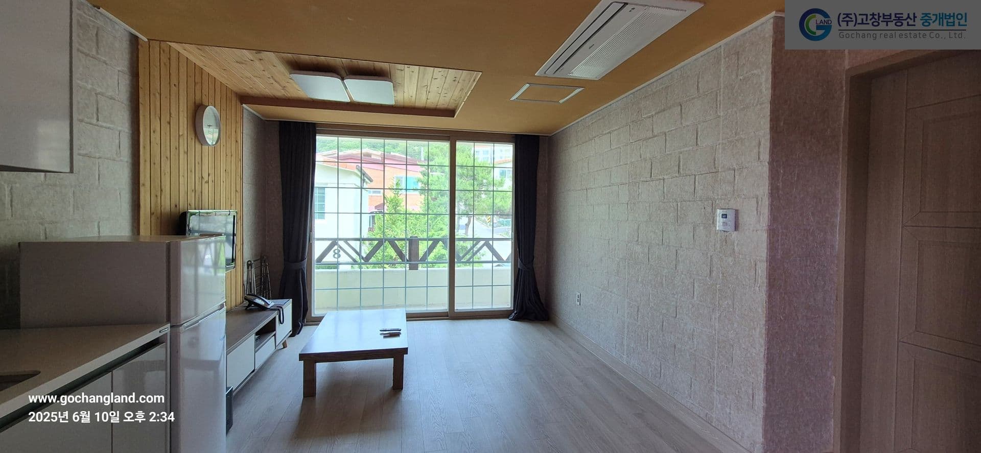 고창군 고창읍 석정온천관광단지내 석정힐링카운티 관광펜션 15평형  2