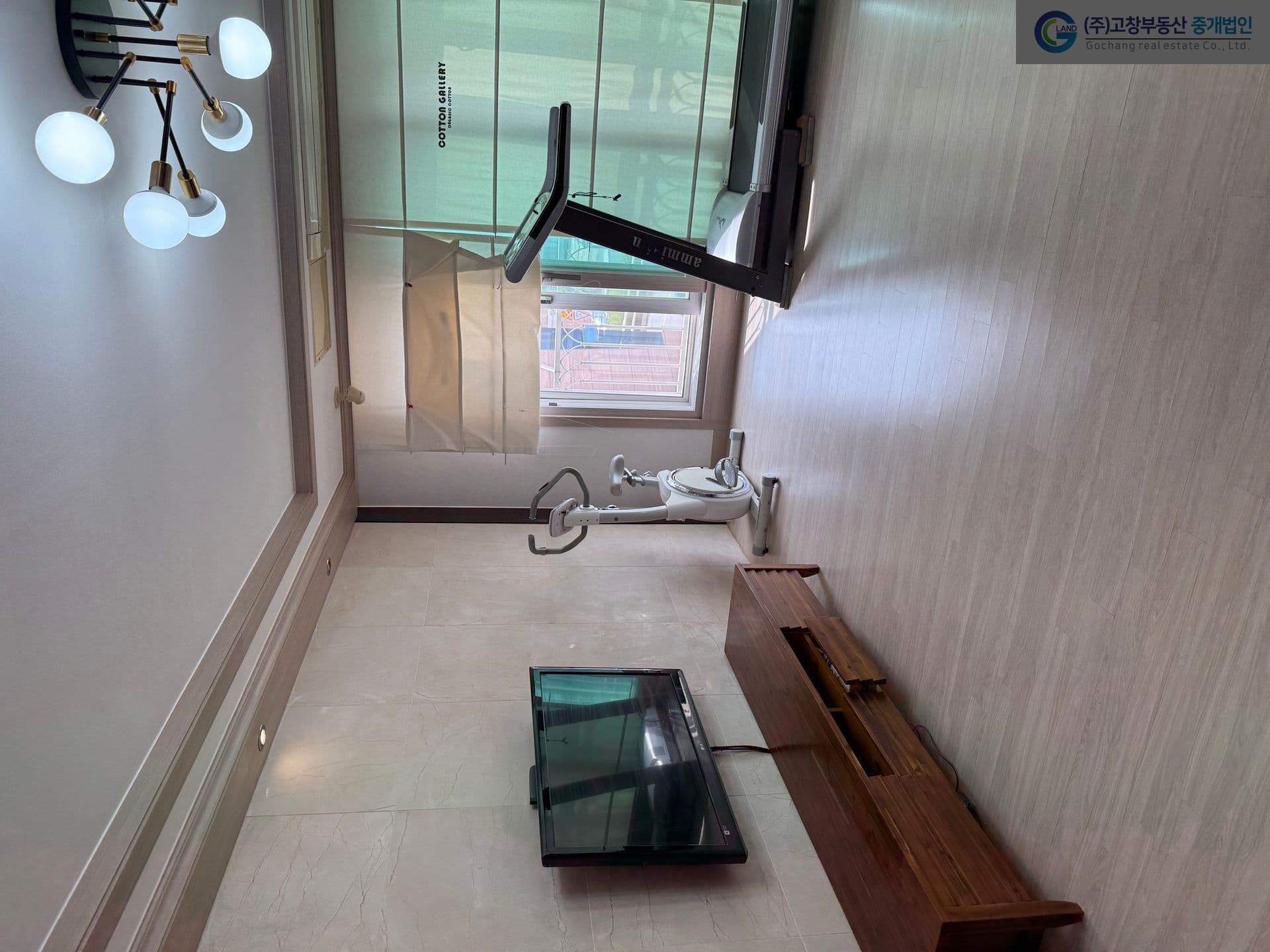 고창군 고창읍내 교촌리에 위치한 35평형의 헤라리움 연립주택 3