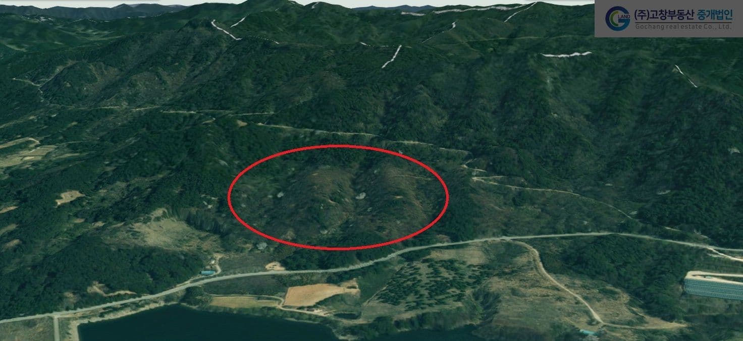 고창군 성송면 암치리에 위치한 임목생산용 임야