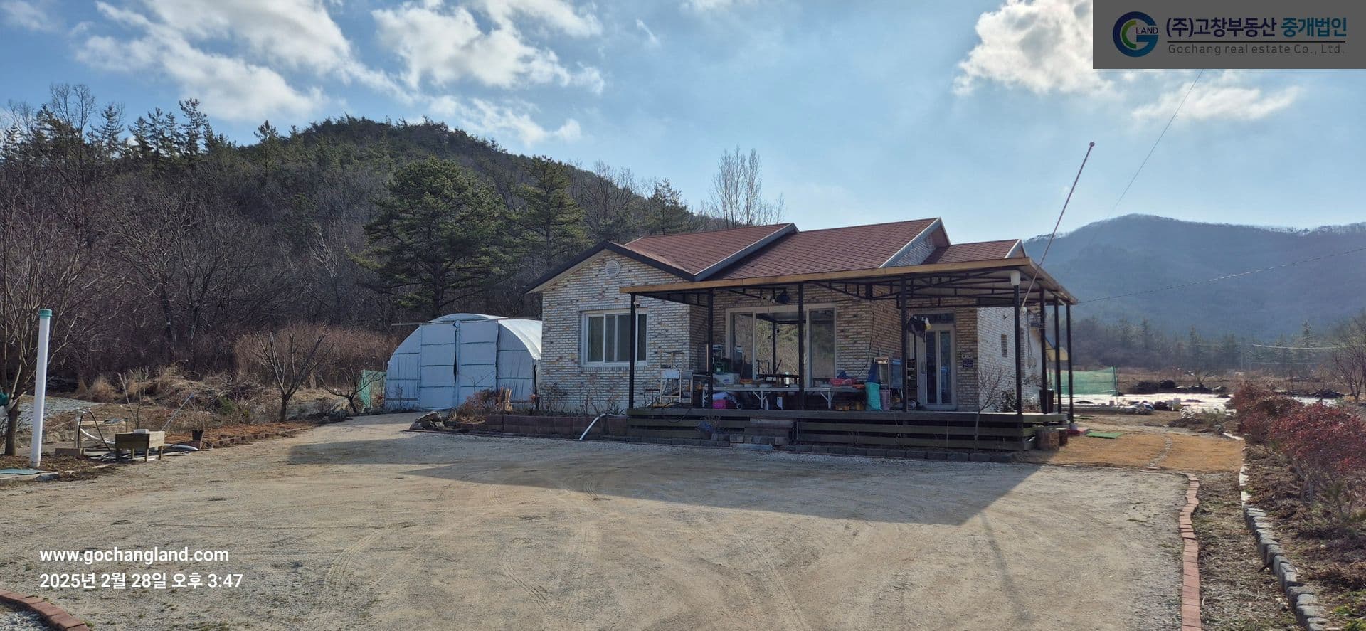 고창군 아산면 구암리 선운산자락 아랫마을에 위치한 단독주택 3