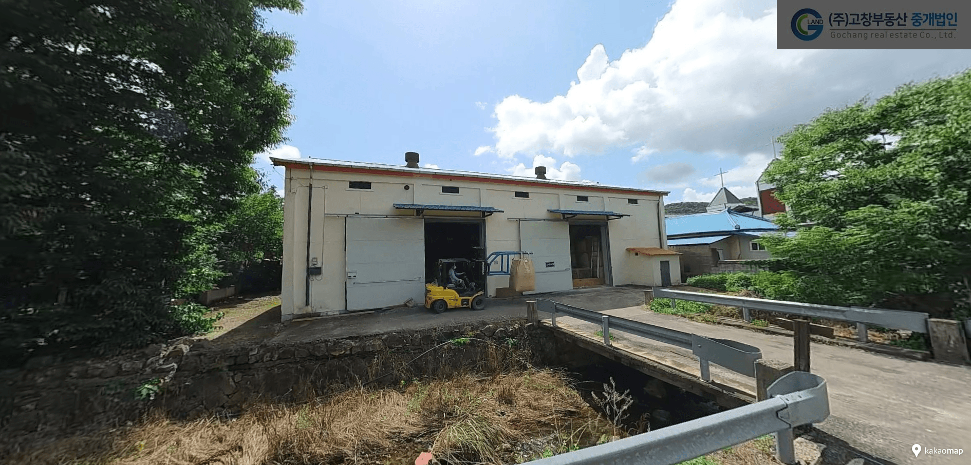 고창군 부안면 용산리에 위치한 양곡보관 창고시설 2