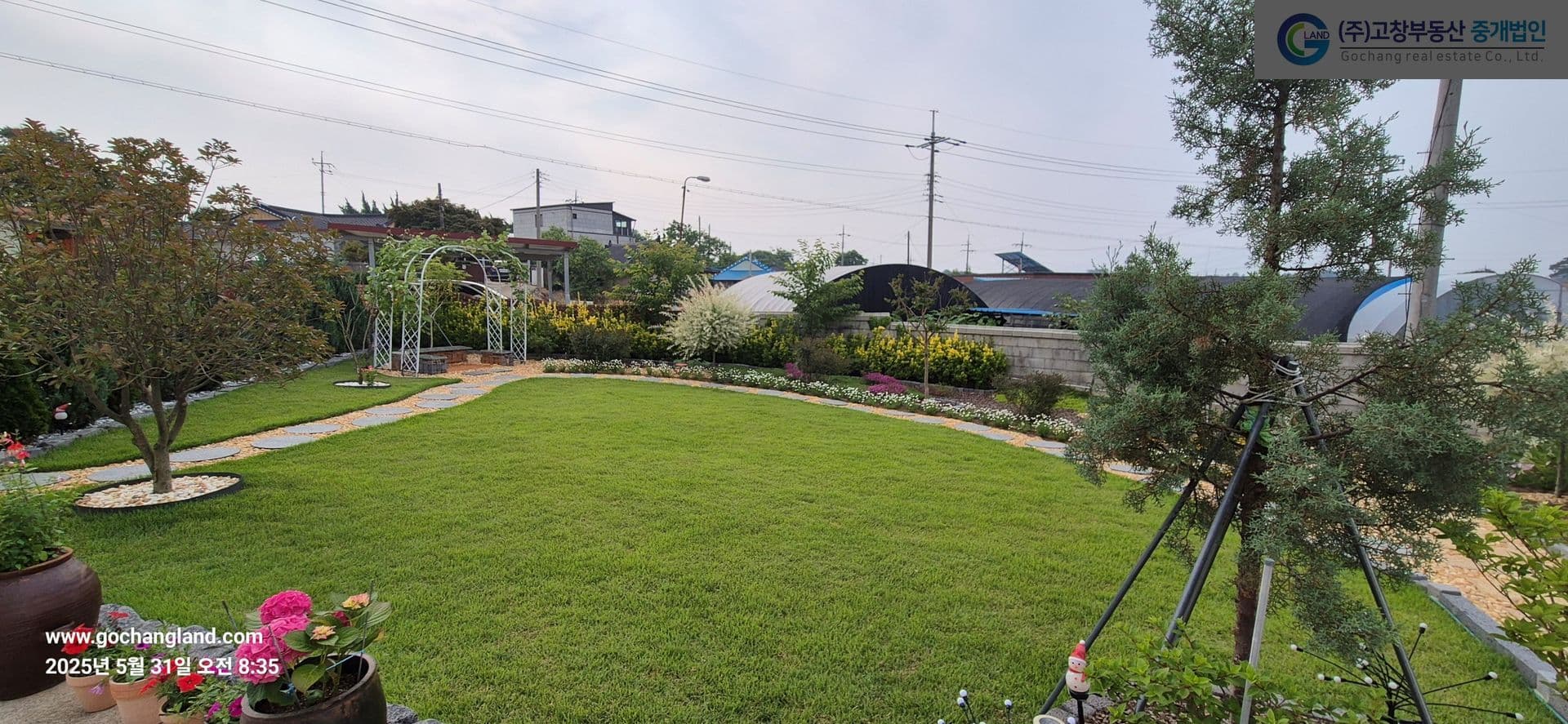 고창군 흥덕면 용반리에 위치한 단독 전원주택 2