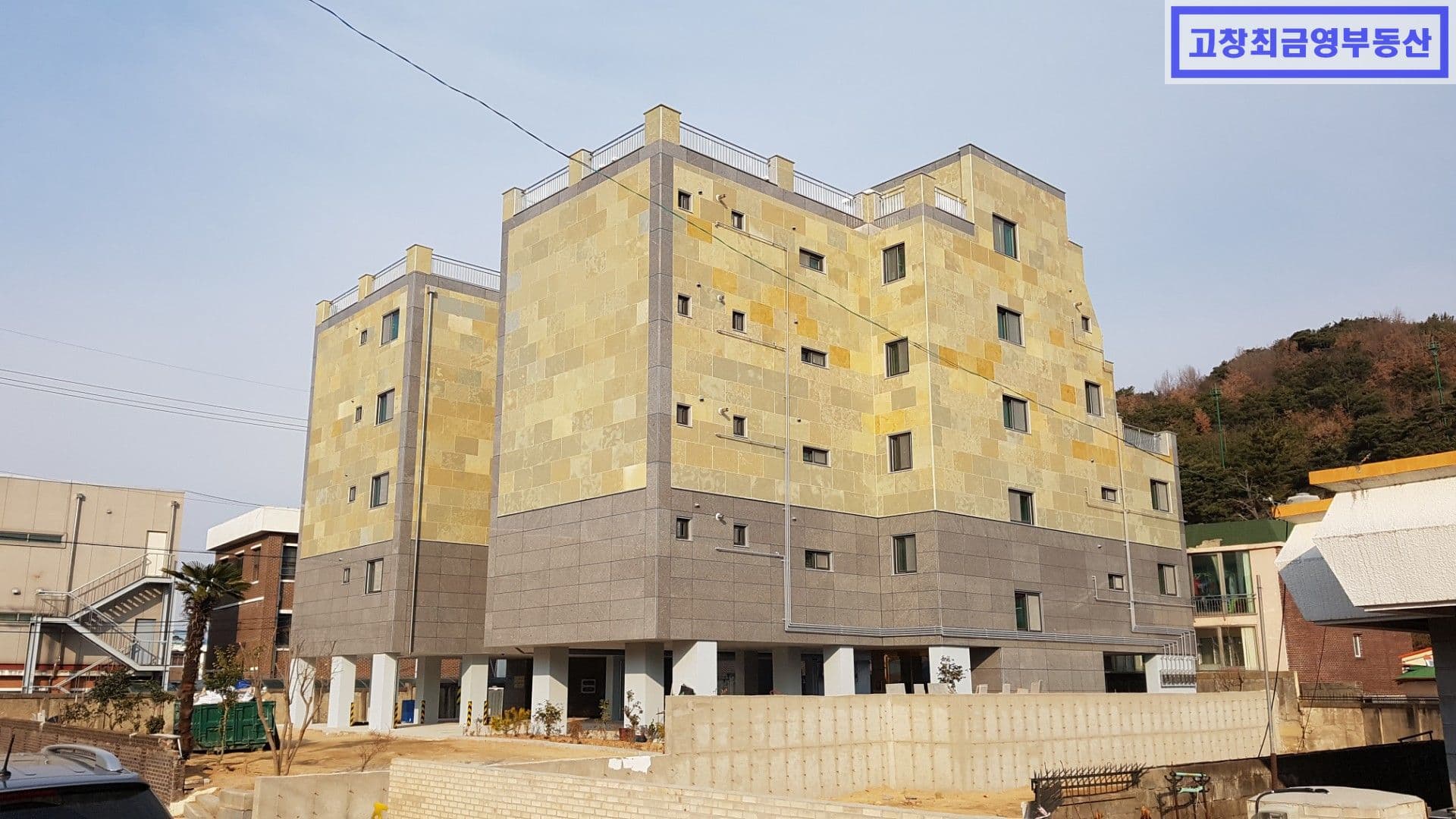 고창군 고창읍 고창군청 인근에 위치한 빌라 28평형