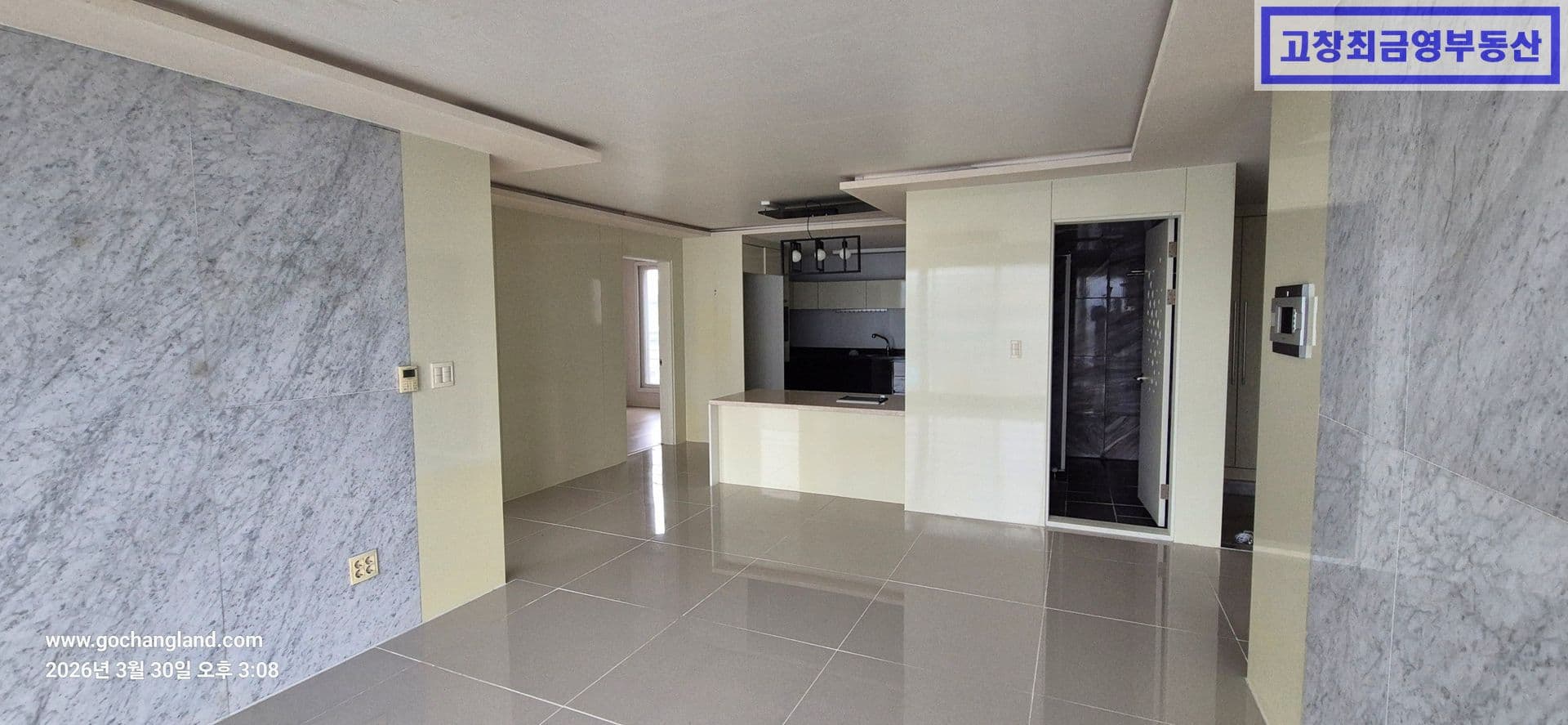 고창군 고창읍 읍내리에 위치한 노블레스303빌라 주택 5