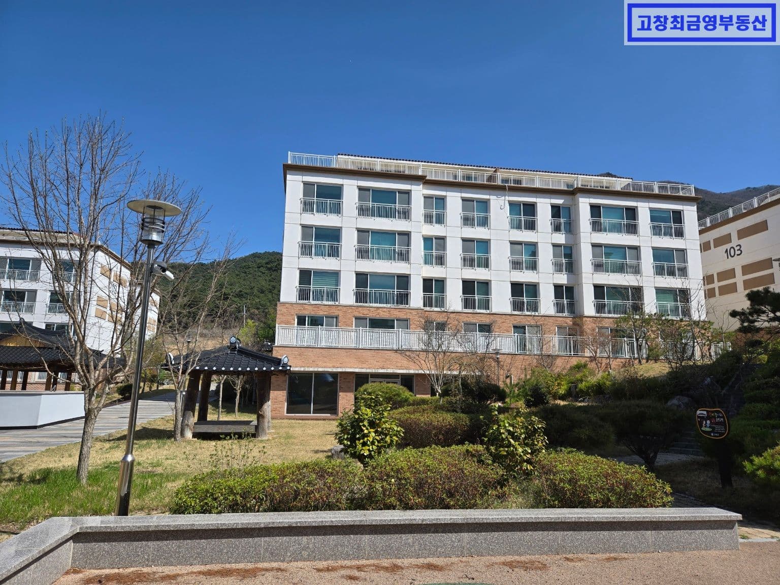 석정파크빌 102동 202호